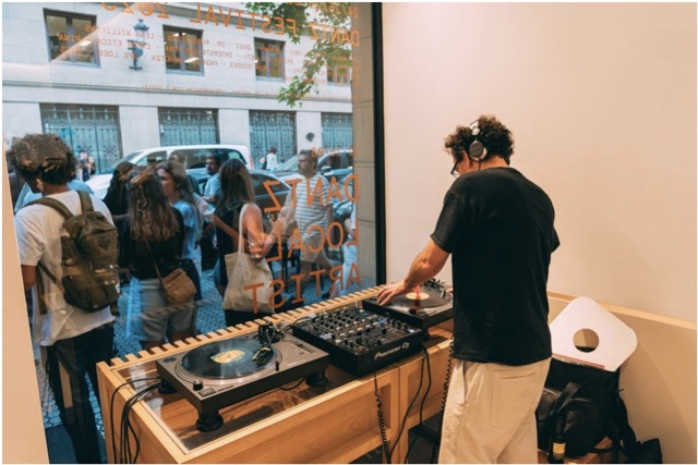 ”!MC Pez está en el suelo!”. Fotos: Dan-tz.